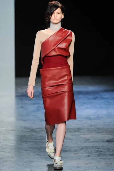 Look 4
